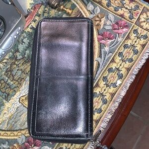Large unisex, travel, fossil wallet